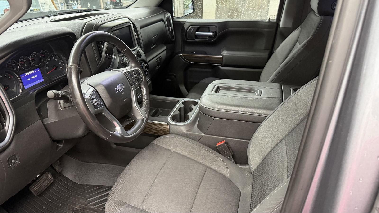 Used 2021 Chevrolet Silverado 1500 LT Trail Boss w/ Convenience Package II image 14