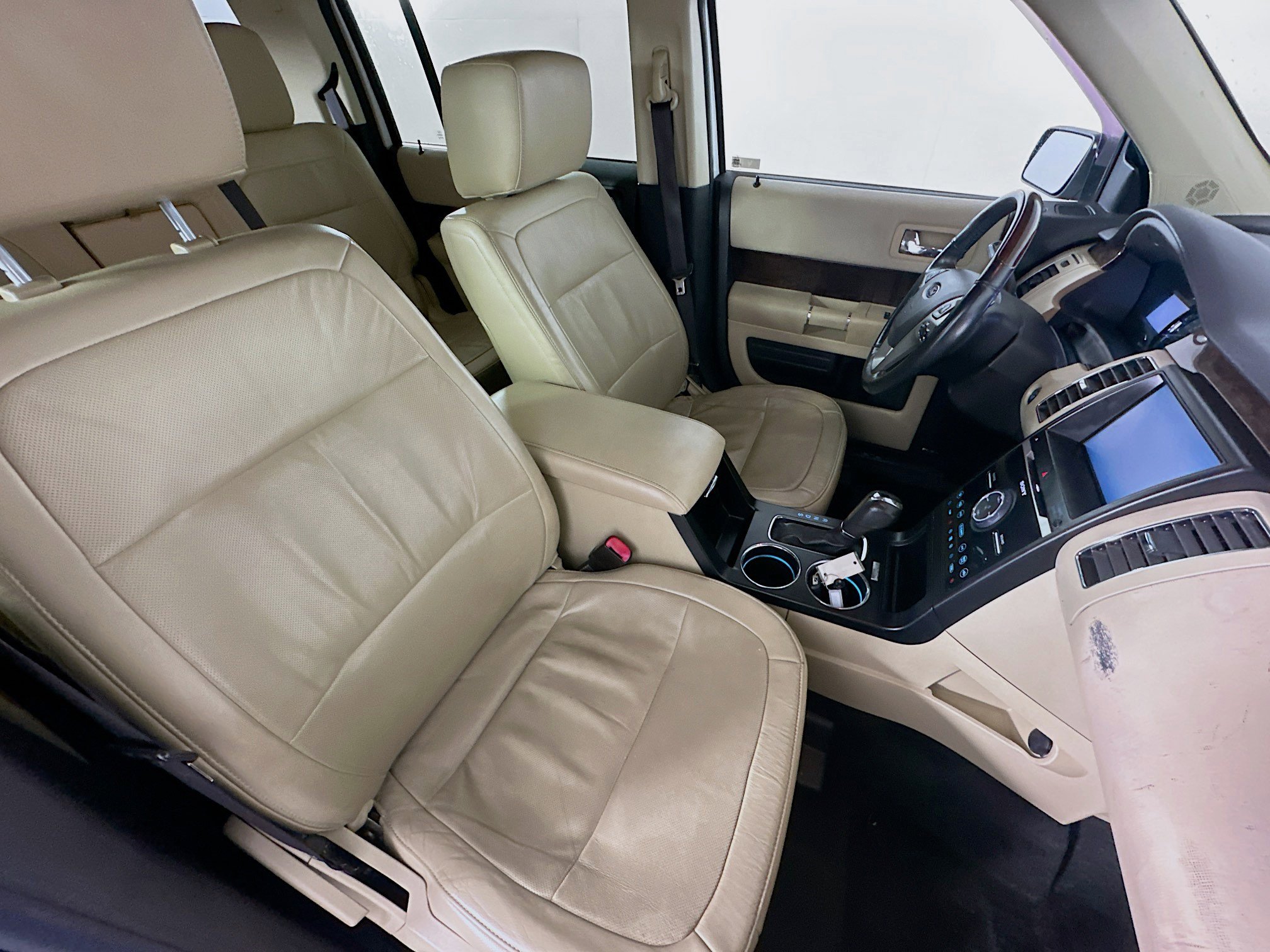 Used 2014 Ford Flex Limited w/ Class III Trailer Tow Package image 33