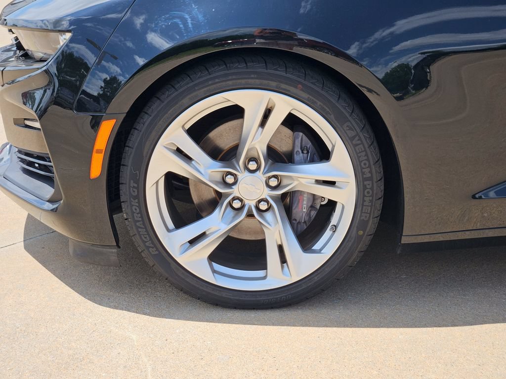 Used 2023 Chevrolet Camaro SS RWD image 15