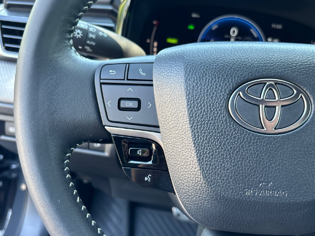 Certified 2026 Toyota Camry SE w/ Multimedia Upgrade Package FWD image 30