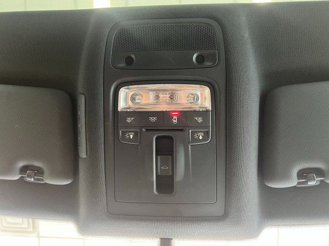 Used 2018 Audi Q3 2.0T Premium AWD/4WD image 30