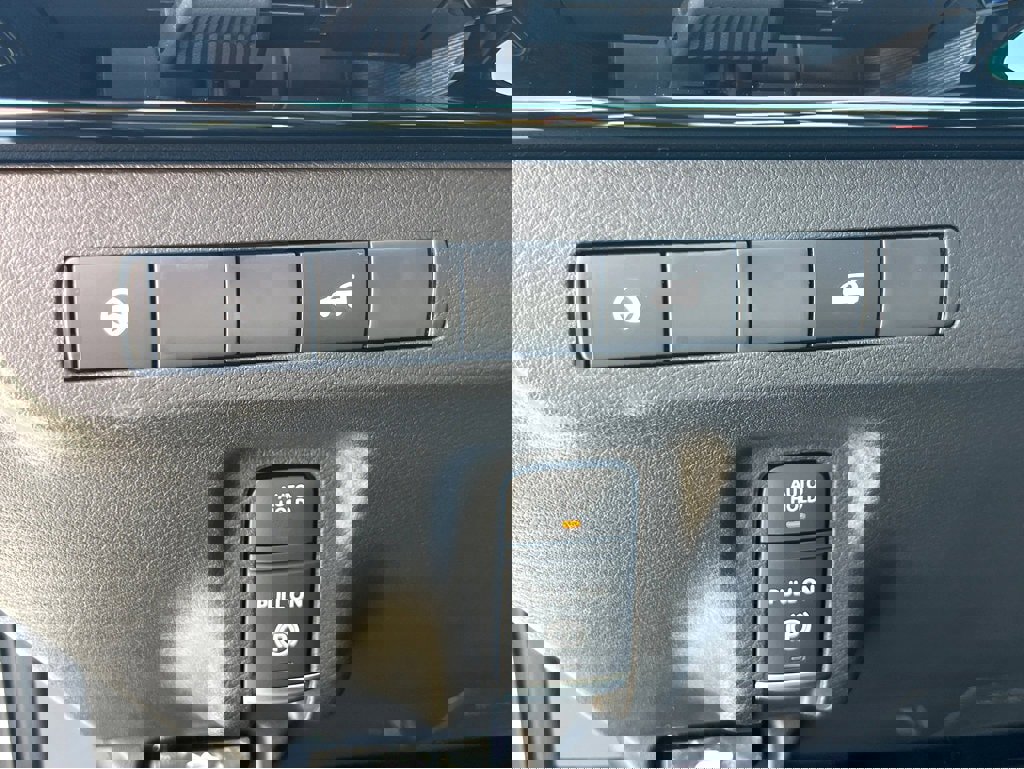 New 2025 Nissan Murano SV w/ Cargo Package image 14