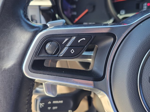 Used 2021 Porsche Macan AWD/4WD image 44