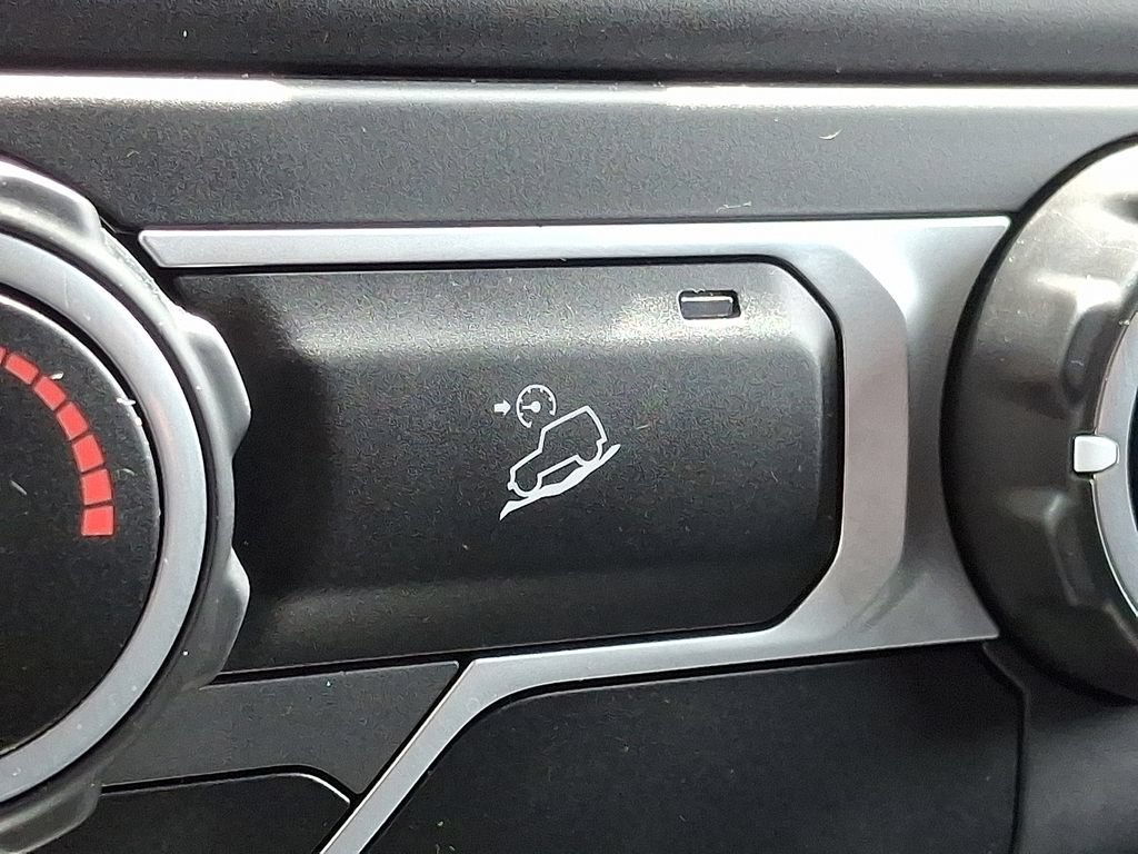 Used 2020 Jeep Wrangler Unlimited Sport AWD/4WD image 23