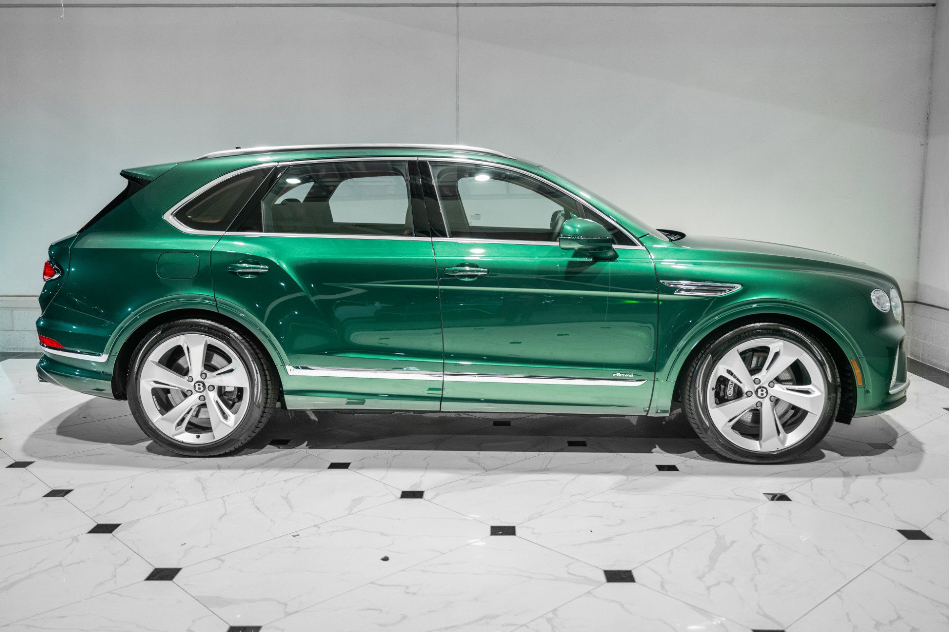 New 2025 Bentley Bentayga image 5