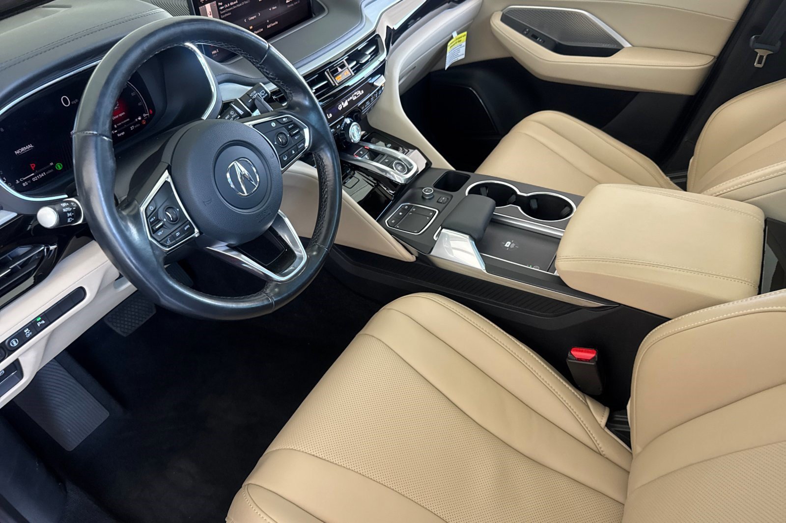Used 2023 Acura MDX SH-AWD w/ Technology Package image 4