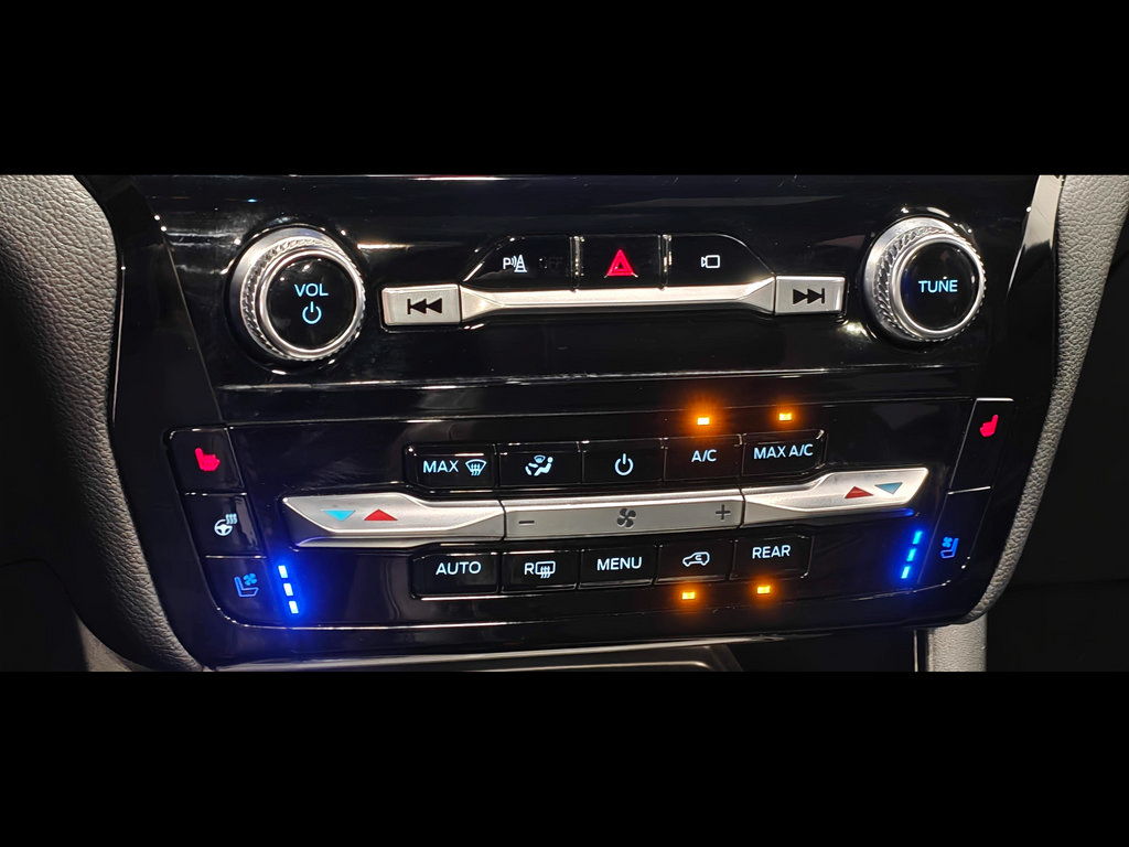Used 2023 Ford Explorer ST w/ Equipment Group 401A AWD/4WD image 9