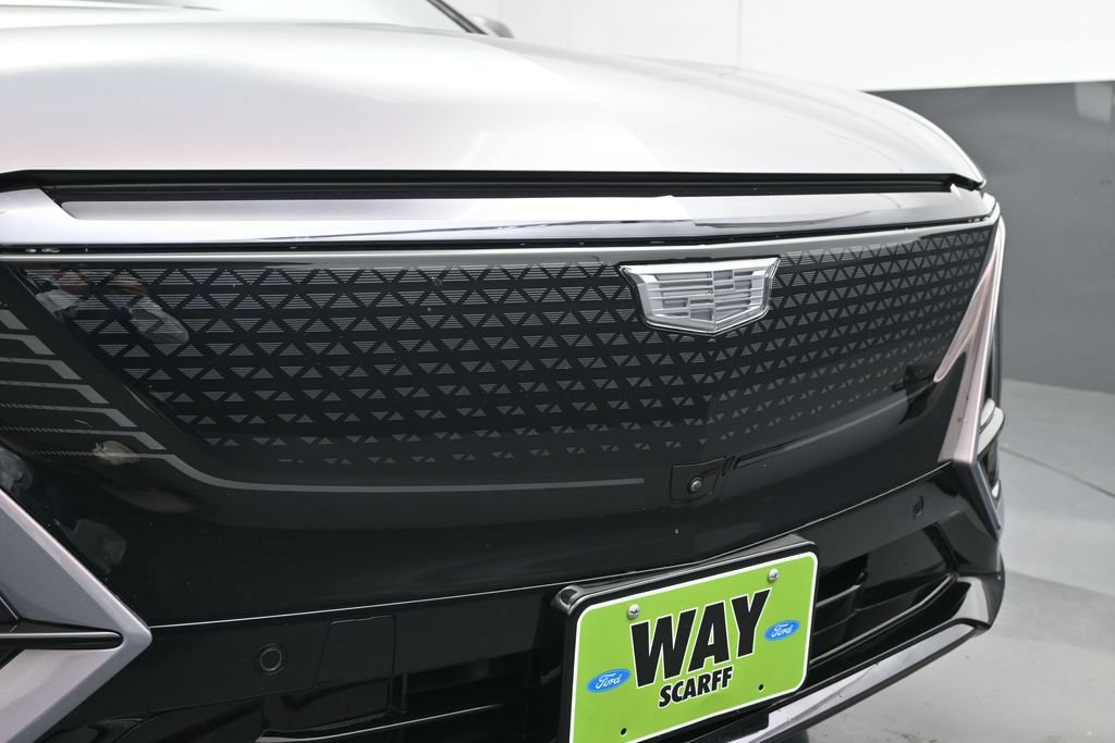 Used 2024 Cadillac Lyriq Sport AWD/4WD image 5