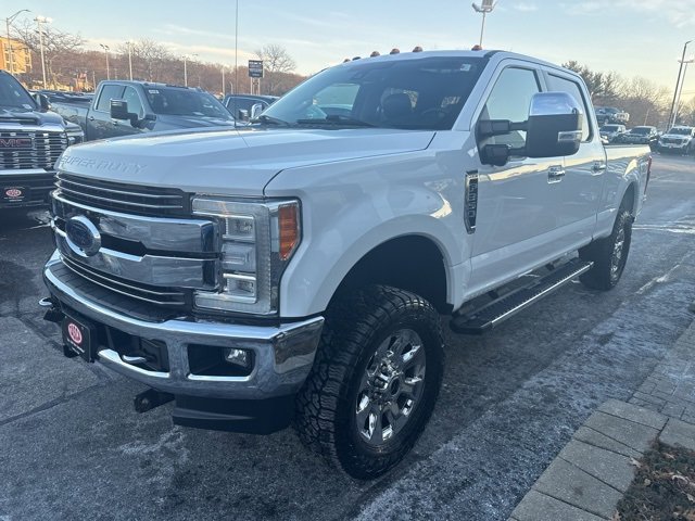 Used 2017 Ford F350 Lariat image 3