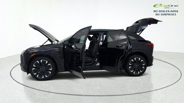 Used 2025 Chevrolet Blazer EV RS FWD image 15