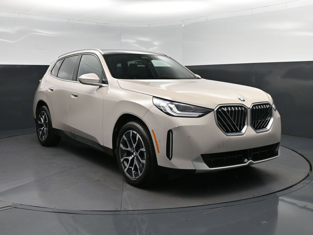 Certified 2025 BMW X3 xDrive30i w/ Premium Package AWD/4WD image 9