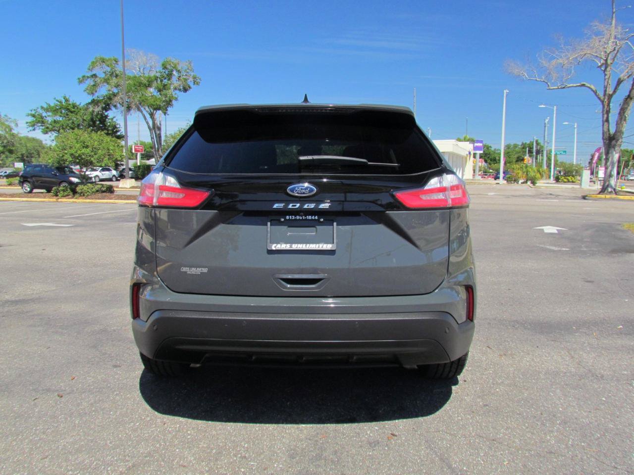 Used 2021 Ford Edge SE FWD image 9