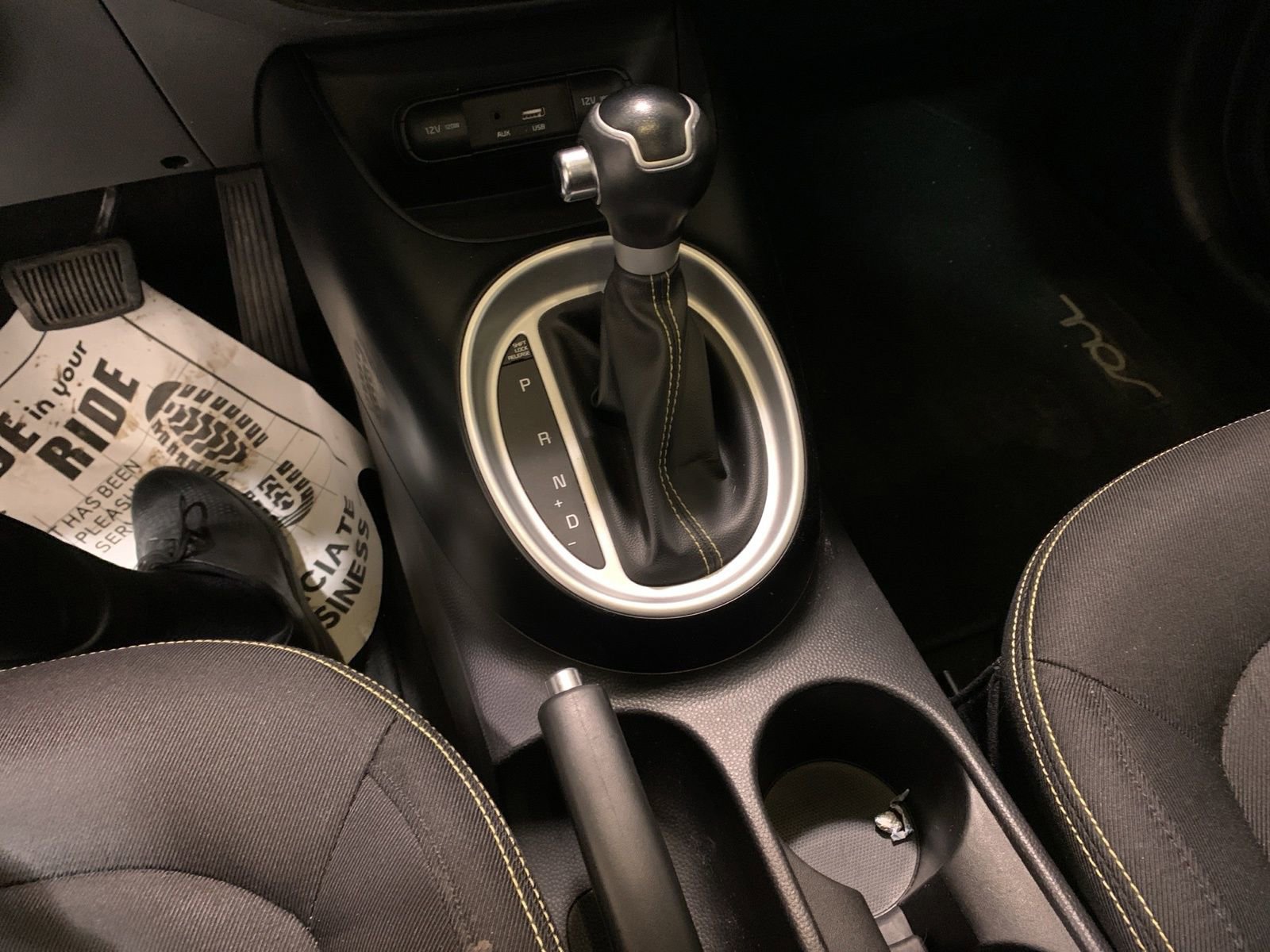 Used 2016 Kia Soul + image 12