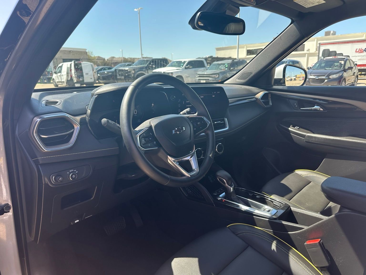 Used 2025 Chevrolet TrailBlazer ACTIV w/ Convenience Package image 11