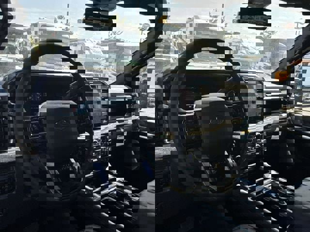 New 2026 Ford F350 Platinum w/ FX4 Off-Road Package image 14