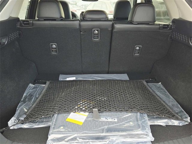 New 2025 MAZDA CX-5 Carbon Edition image 13