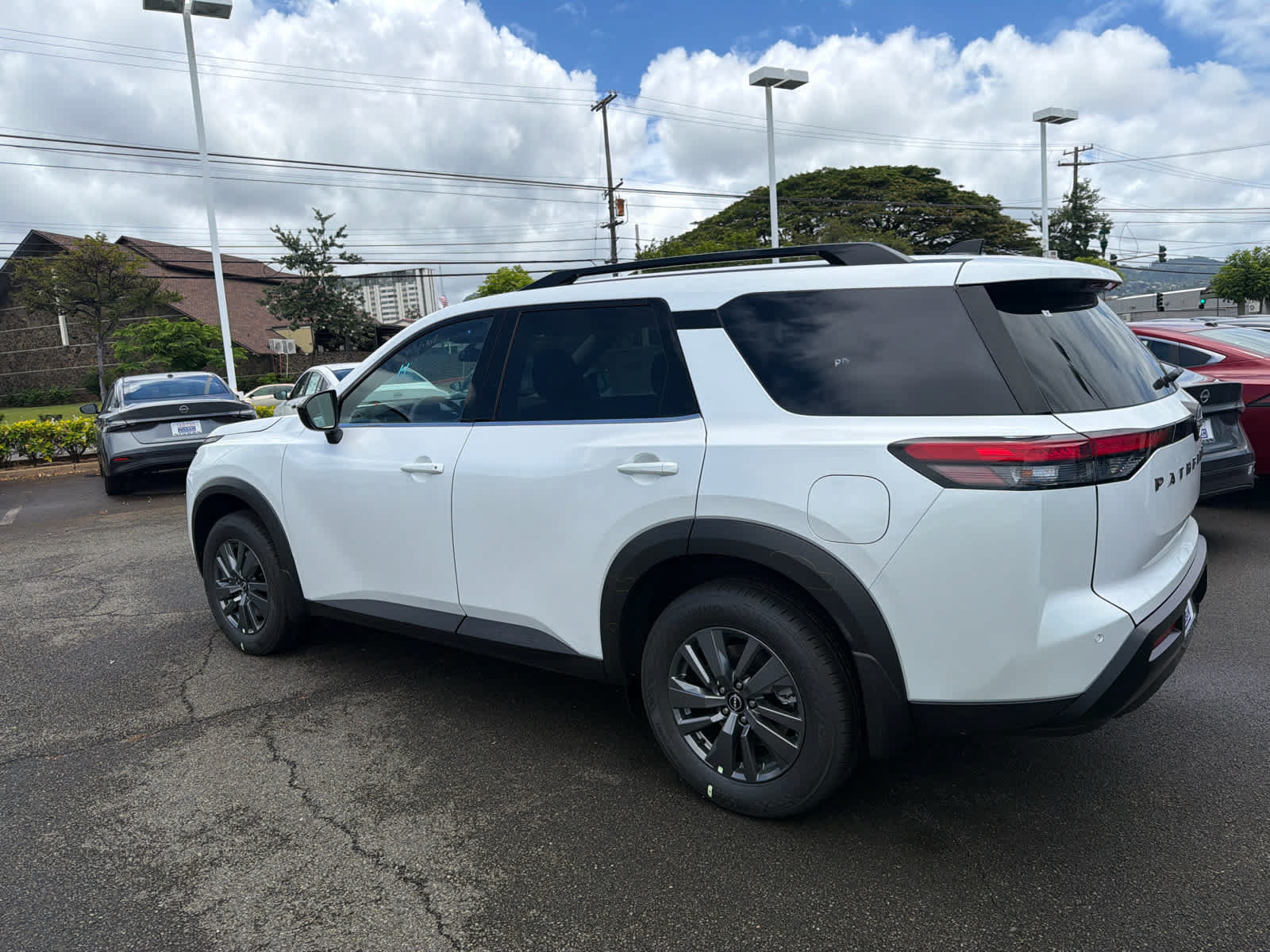 New 2026 Nissan Pathfinder SV FWD image 4