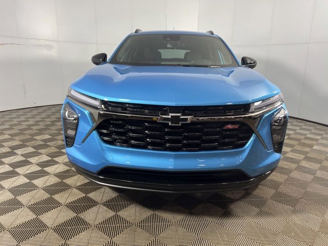 New 2026 Chevrolet Trax RS image 2
