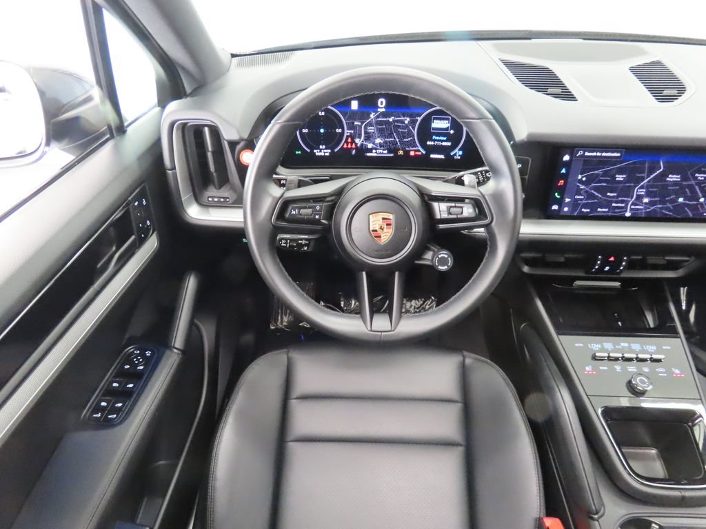 Certified 2025 Porsche Cayenne AWD/4WD image 16
