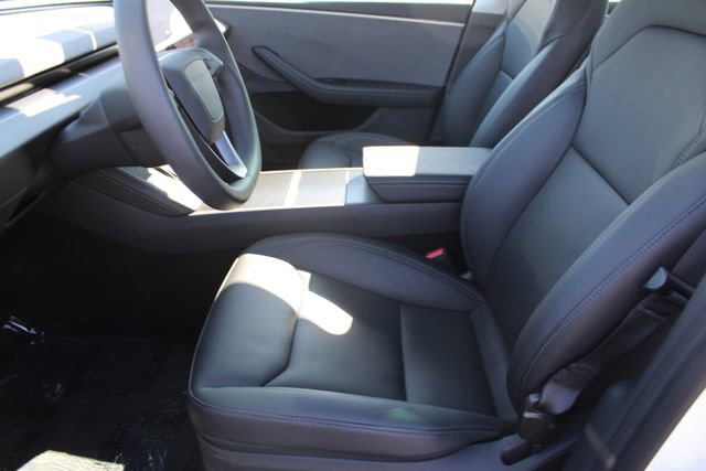 Used 2025 Tesla Model 3 Long Range image 26