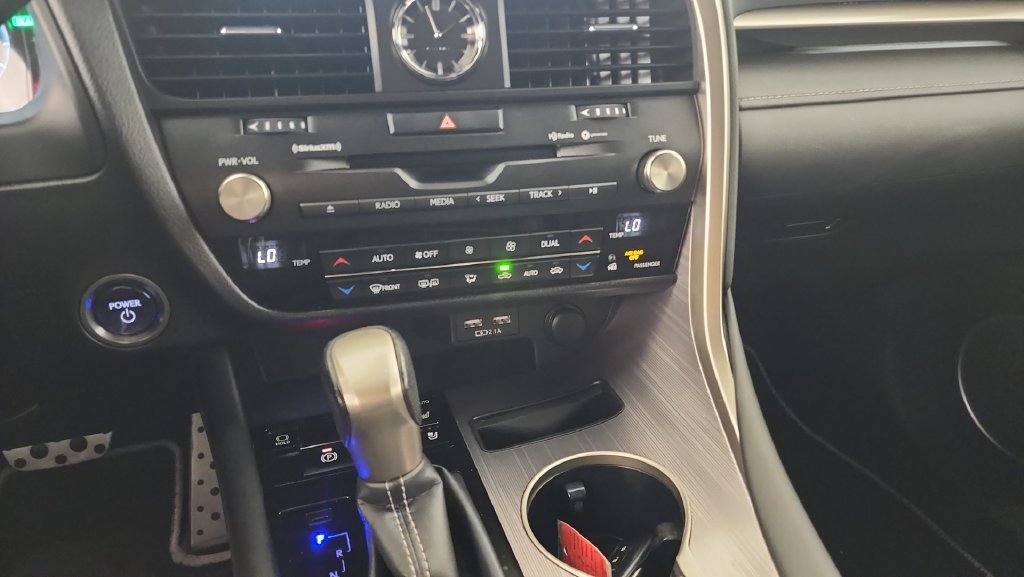 Used 2020 Lexus RX 450h F Sport w/ Accessory Package AWD/4WD image 17