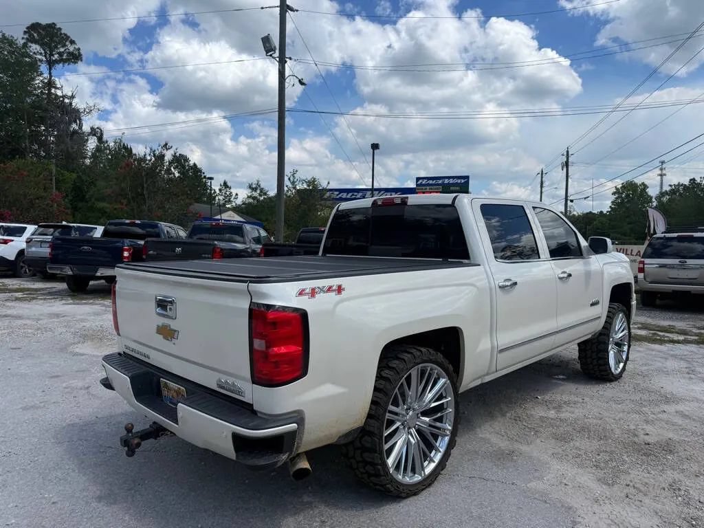 Used 2014 Chevrolet Silverado 1500 High Country w/ High Country Premium Package AWD/4WD image 5