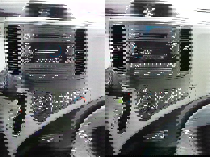 Used 2014 Toyota Sienna LE image 12