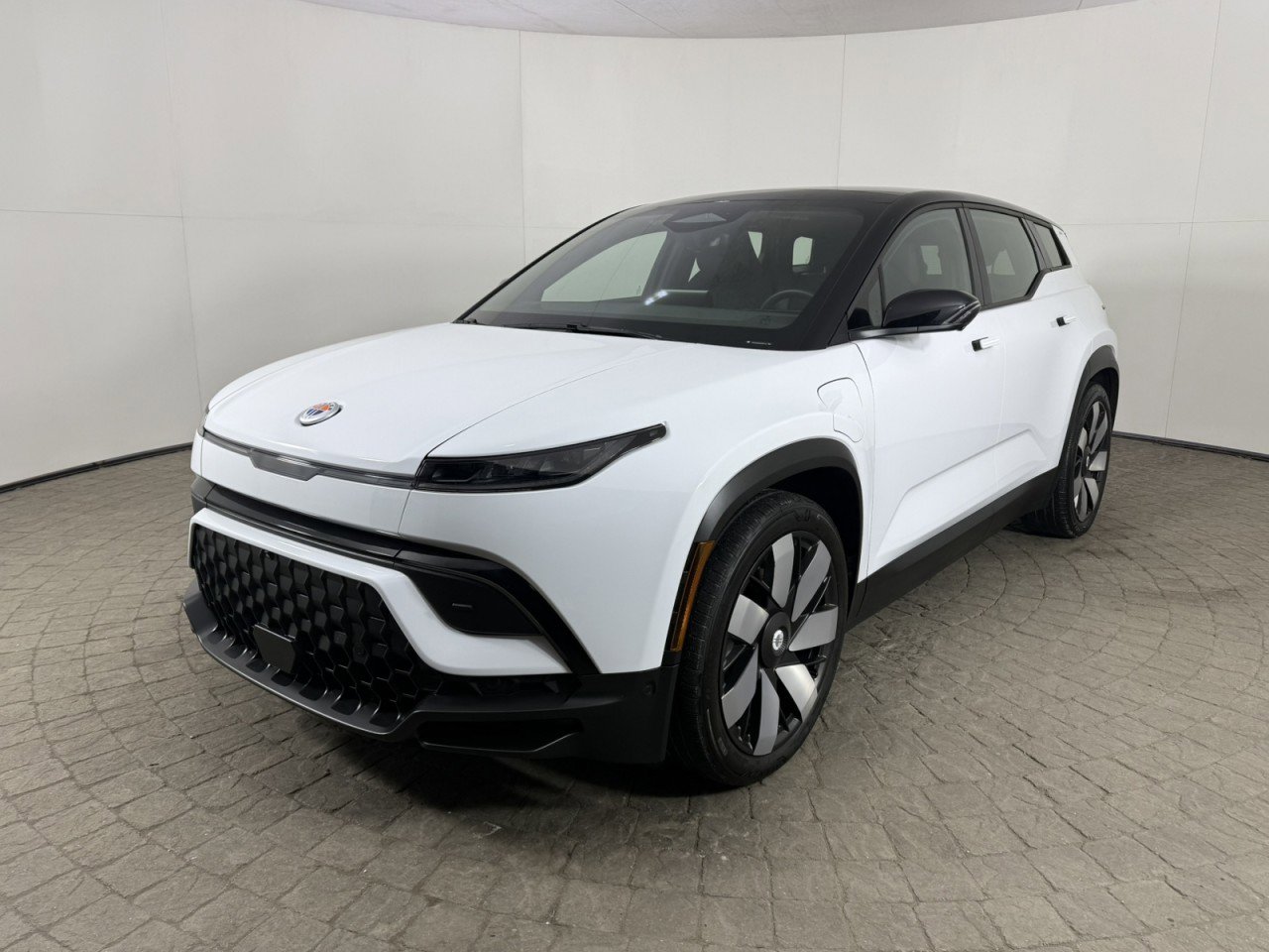 Used 2023 Fisker Ocean Ultra AWD/4WD image 3