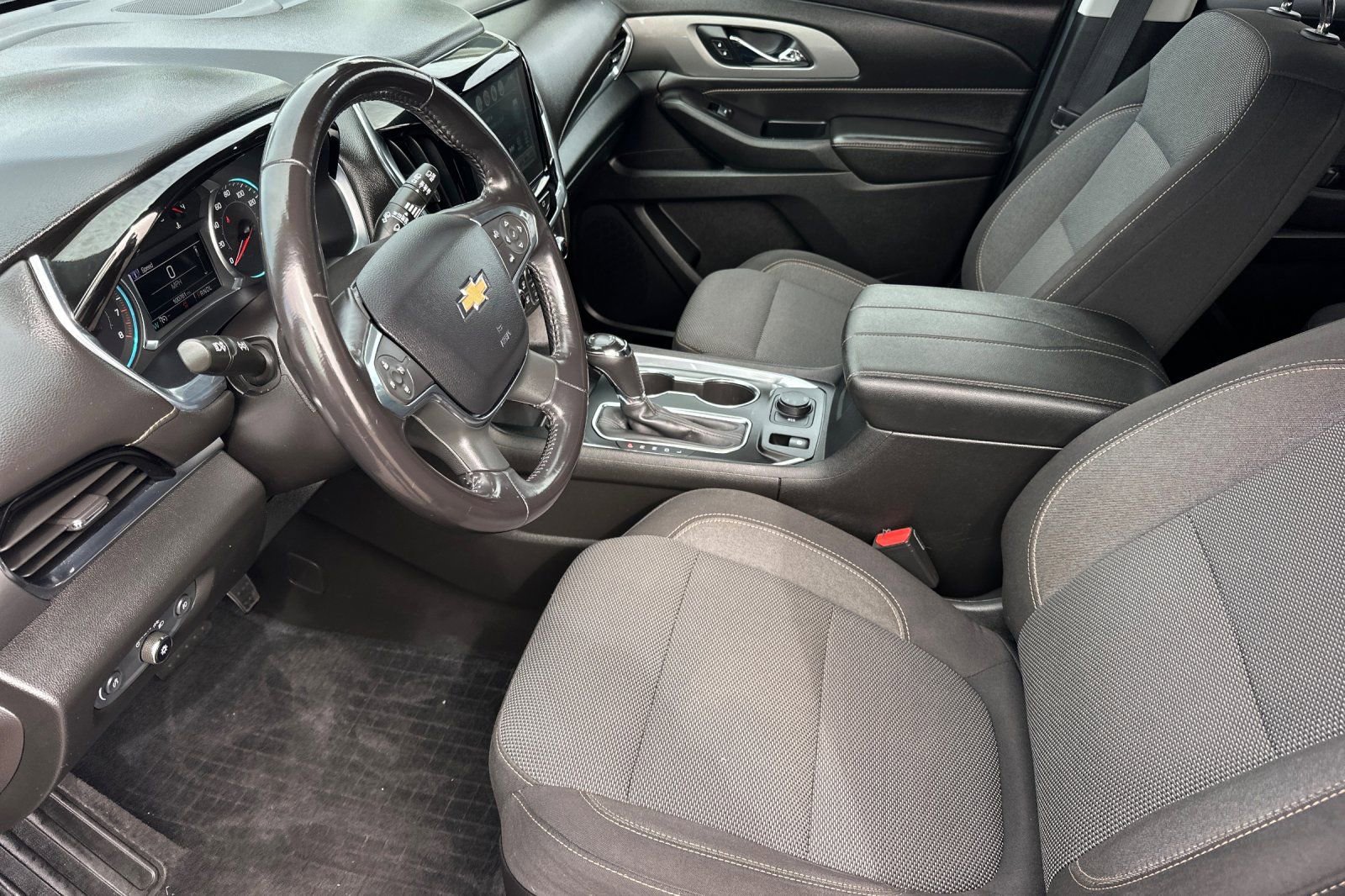 Used 2019 Chevrolet Traverse LT w/ LPO, Floor Liner Package image 10
