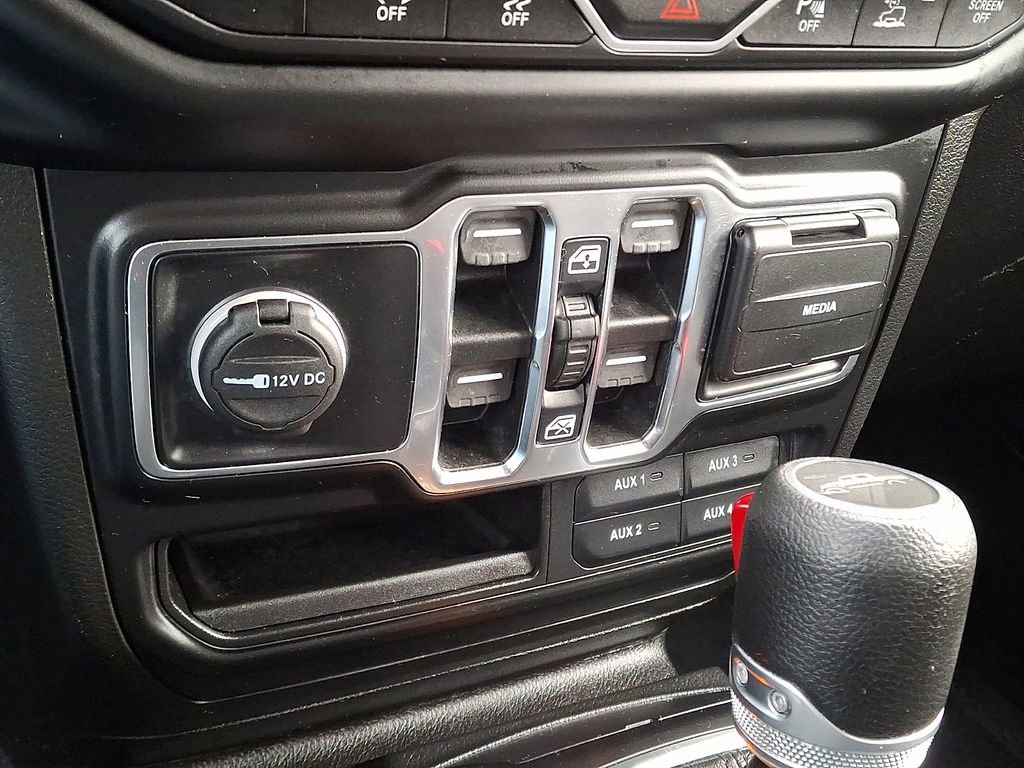 Used 2021 Jeep Gladiator Sport image 24