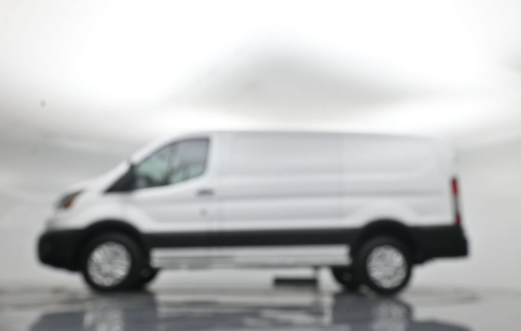 Used 2025 Ford Transit 250 Low Roof w/ Exterior Upgrade Package RWD image 8