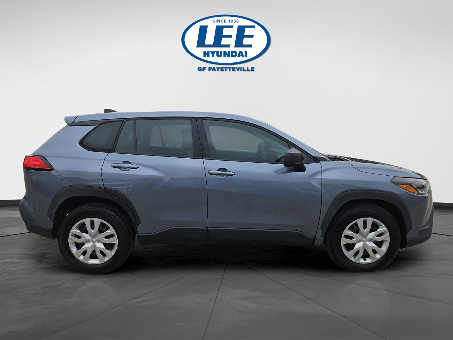Used 2022 Toyota Corolla Cross L FWD image 2
