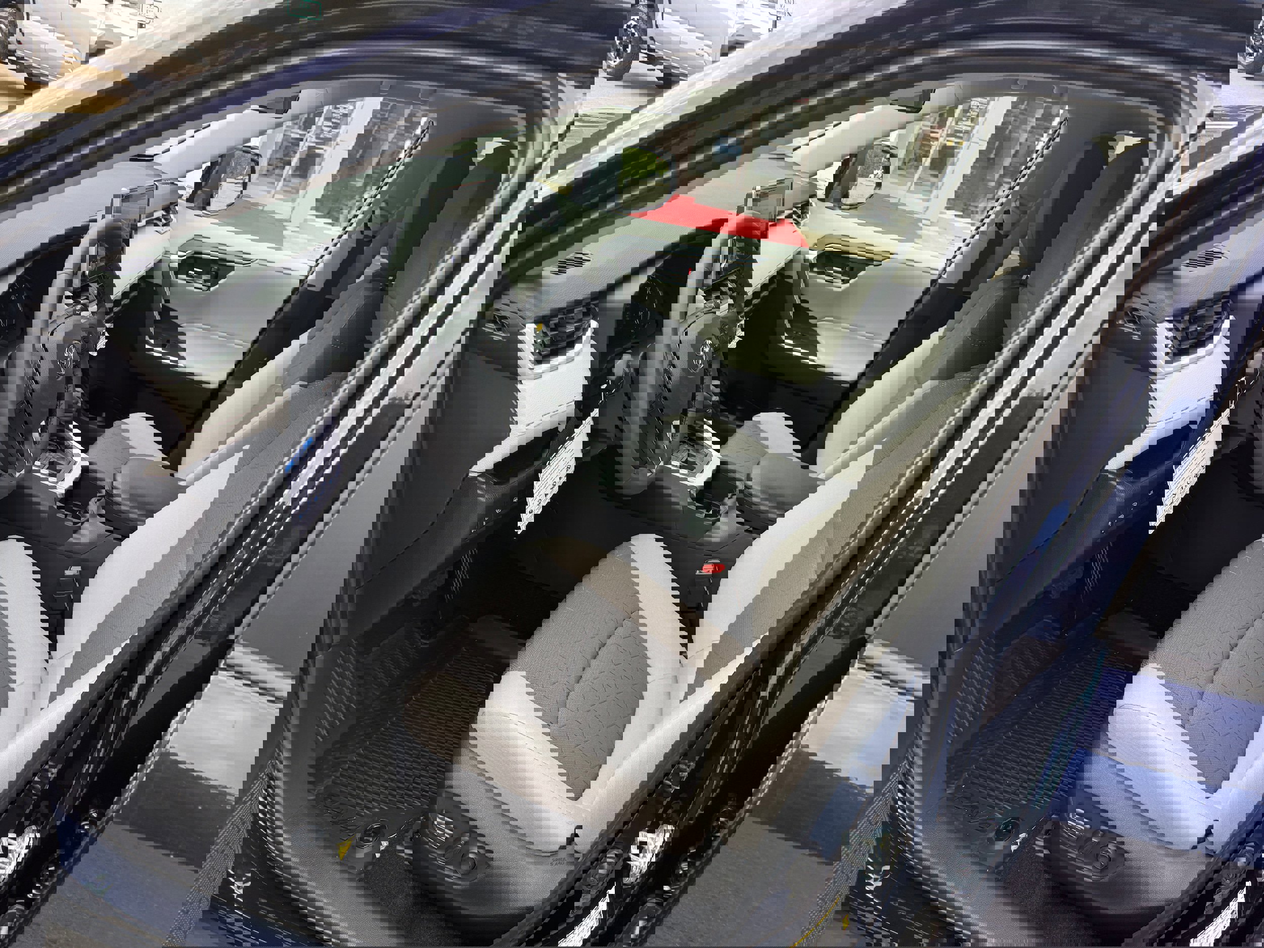 New 2025 Toyota RAV4 XLE image 12