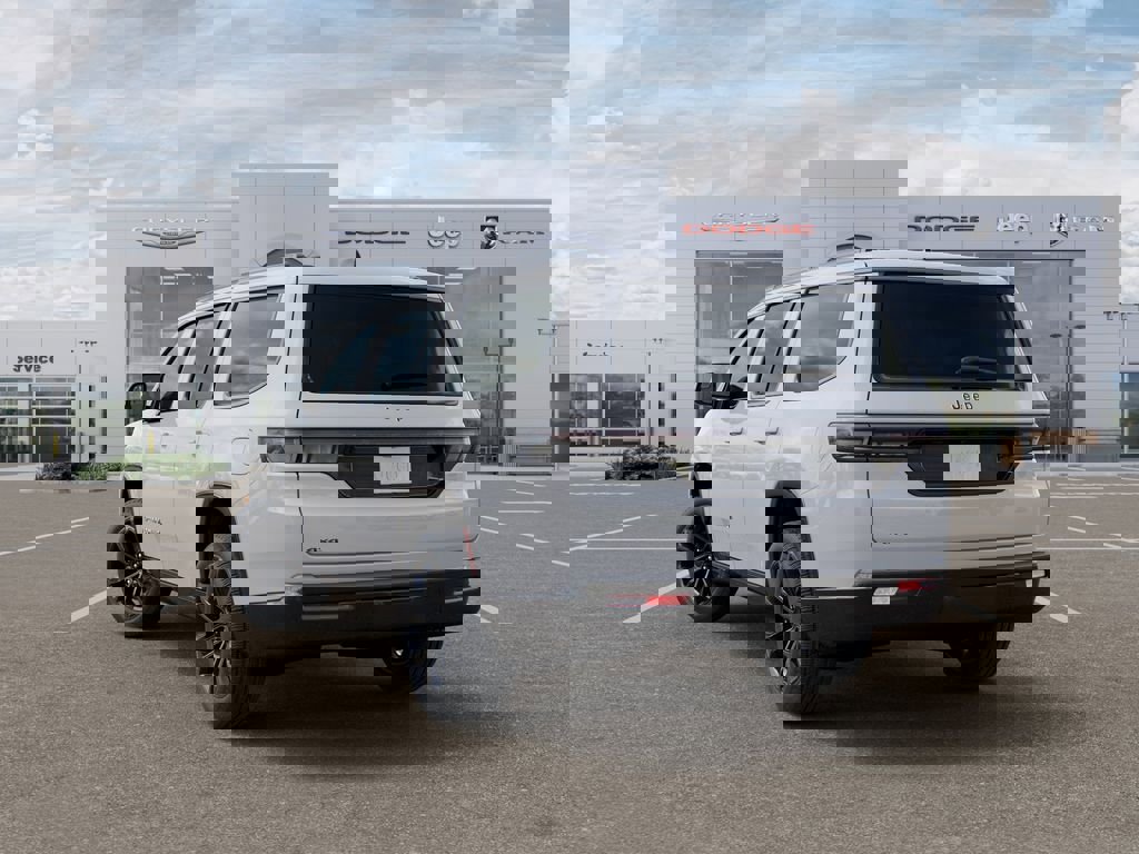 New 2026 Jeep Grand Wagoneer Summit image 3