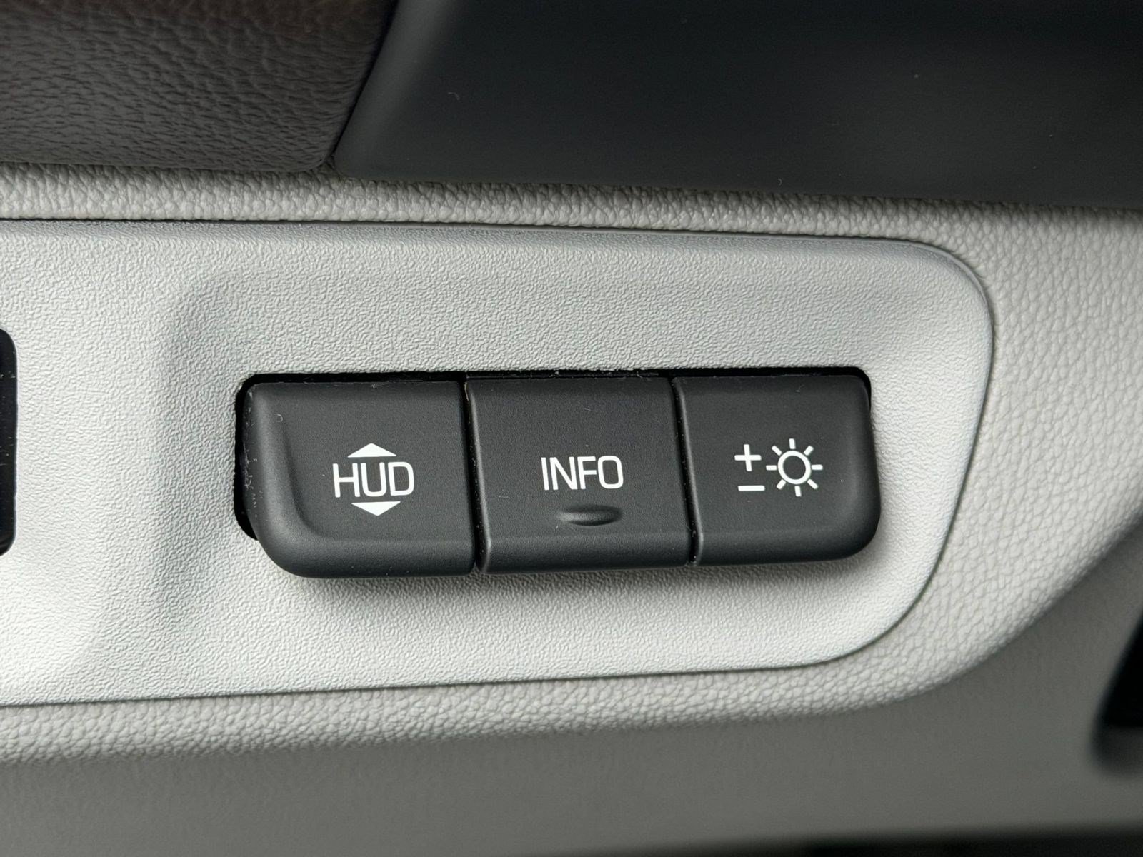 Used 2020 GMC Acadia SLT w/ Driver Alert Package II AWD/4WD image 37
