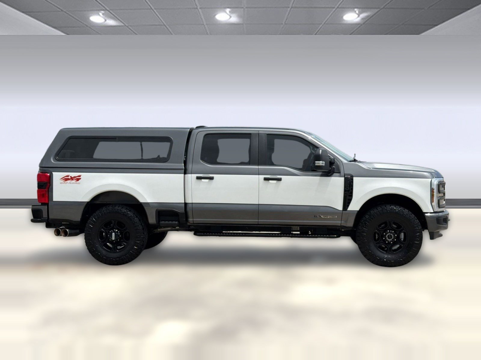 Used 2024 Ford F250 XL w/ STX Appearance Package AWD/4WD image 7