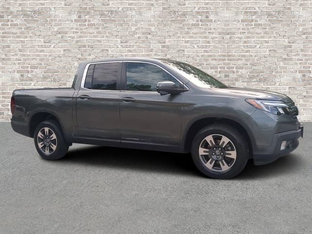 Used 2017 Honda Ridgeline RTL-T image 1