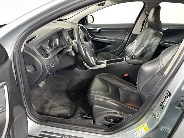 Used 2018 Volvo S60 T5 Dynamic w/ Protection Package image 11