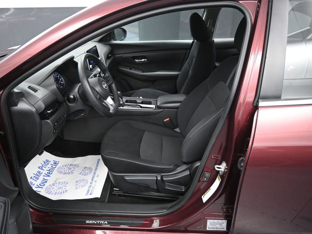 Used 2024 Nissan Sentra SV image 27