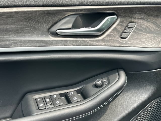 New 2026 Jeep Grand Cherokee L Limited AWD/4WD image 14