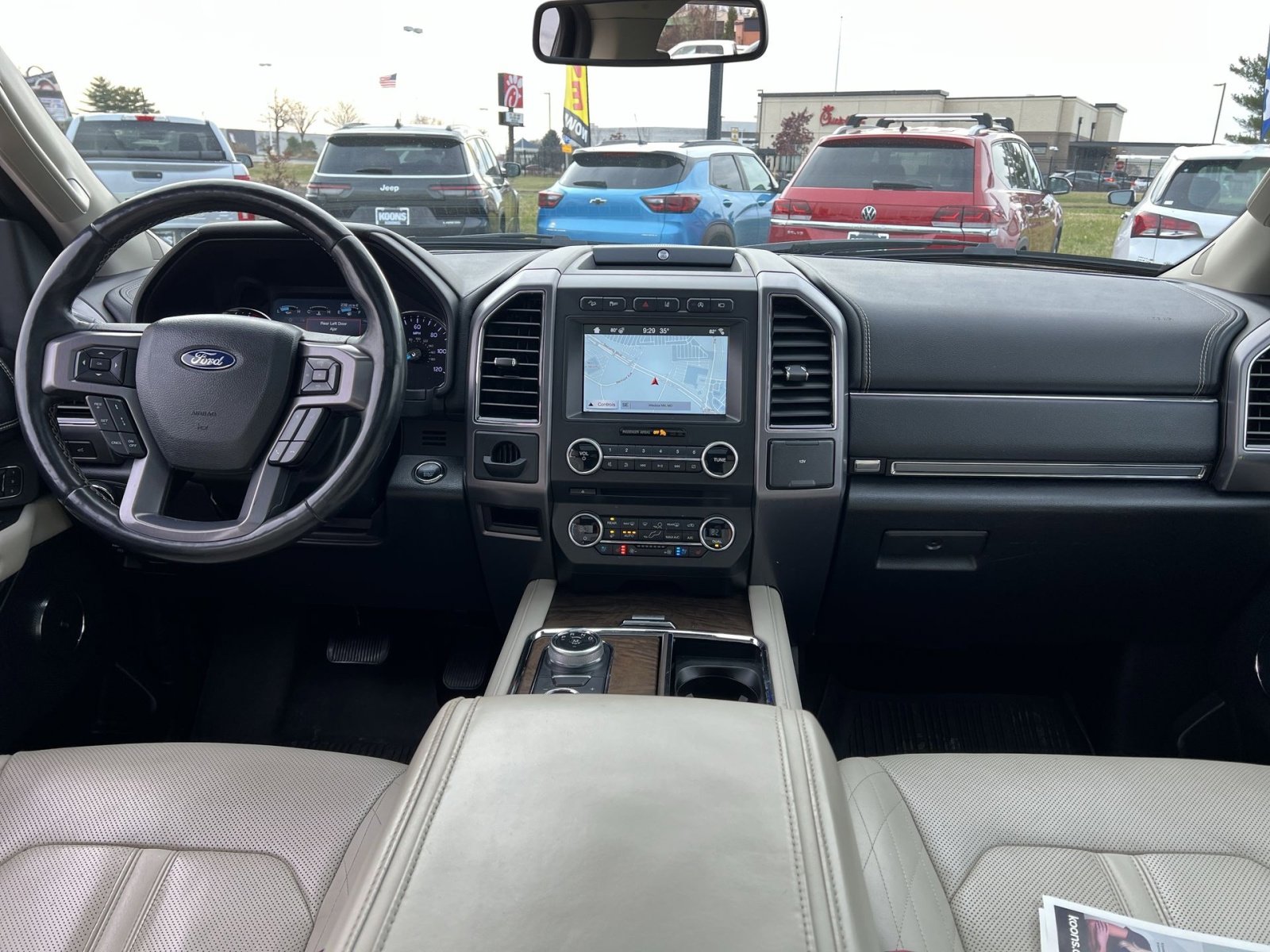 Used 2018 Ford Expedition Platinum image 23
