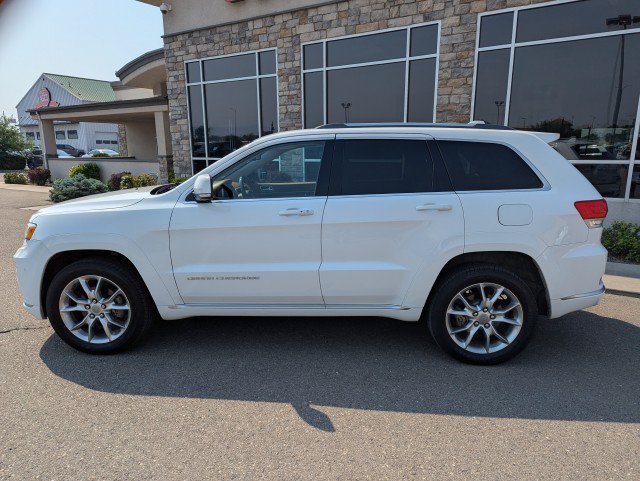 Used 2016 Jeep Grand Cherokee Summit w/ Platinum Series Group AWD/4WD image 2