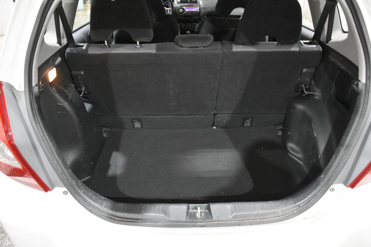 Used 2007 Honda Fit Sport image 9