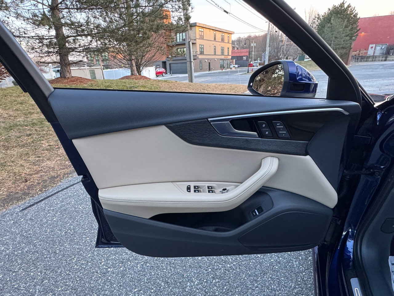 Used 2020 Audi A4 2.0T Premium Plus w/ Premium Plus Package image 16