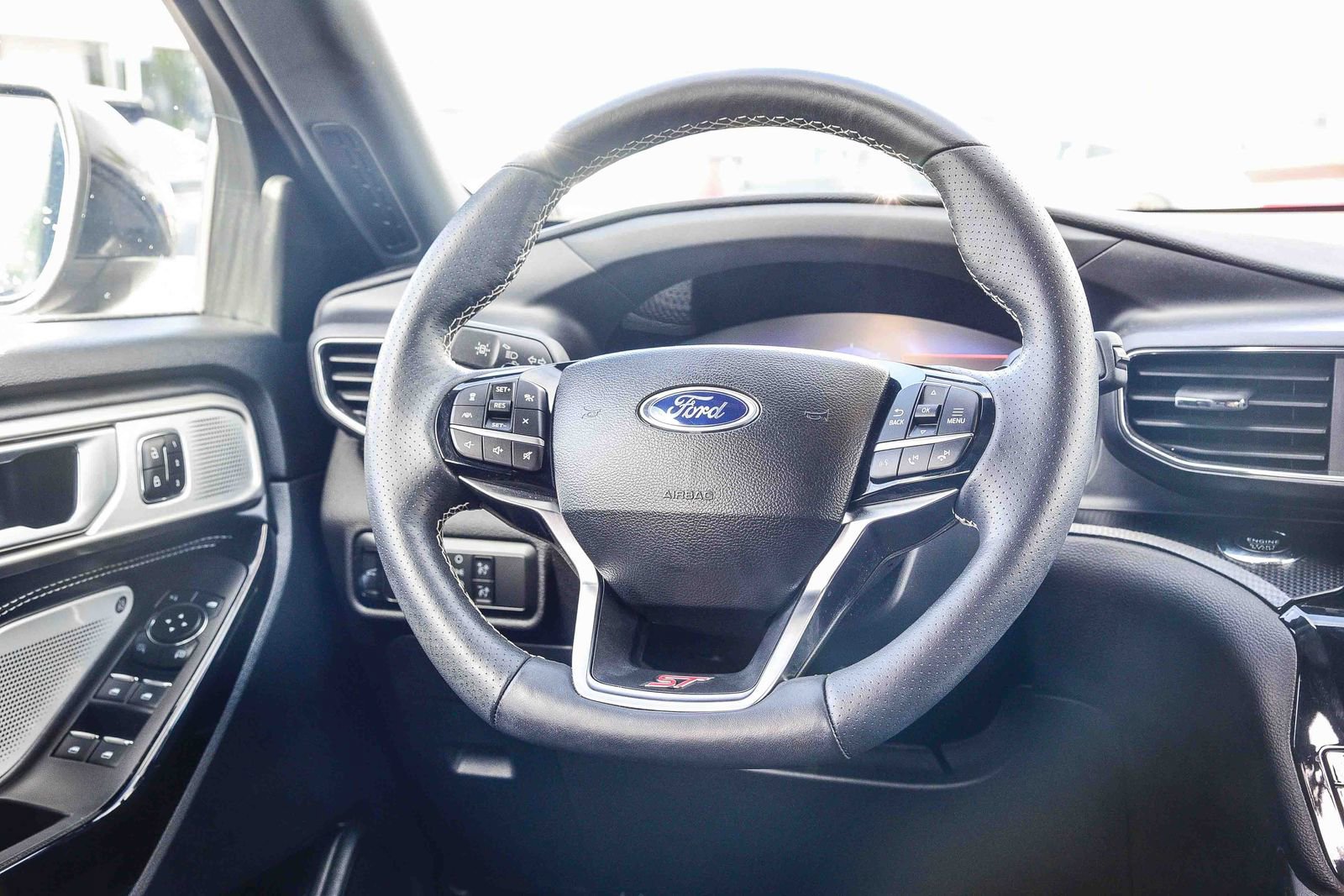 Certified 2023 Ford Explorer ST w/ Equipment Group 401A image 15