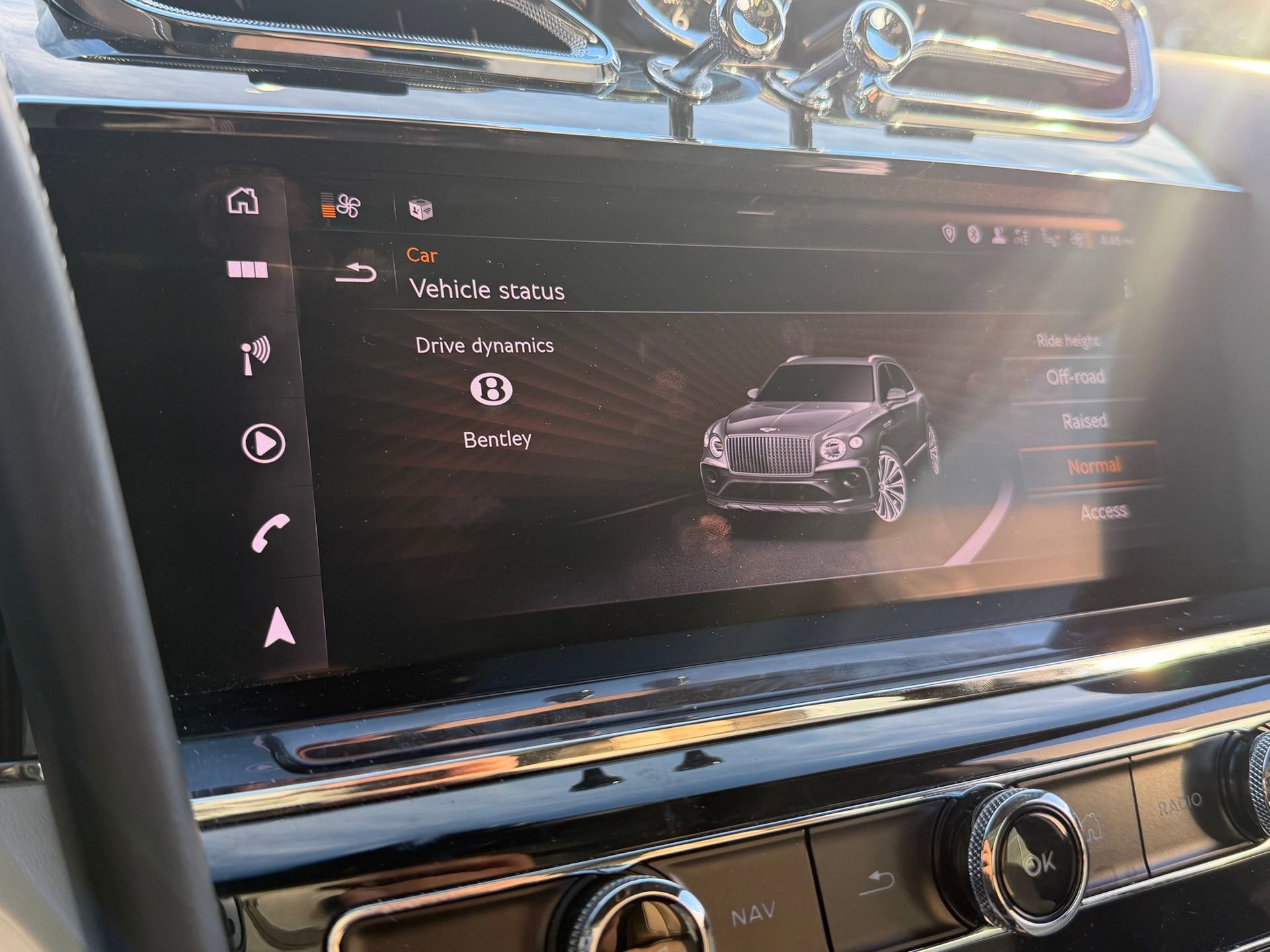 Used 2023 Bentley Bentayga Extended Wheelbase image 54