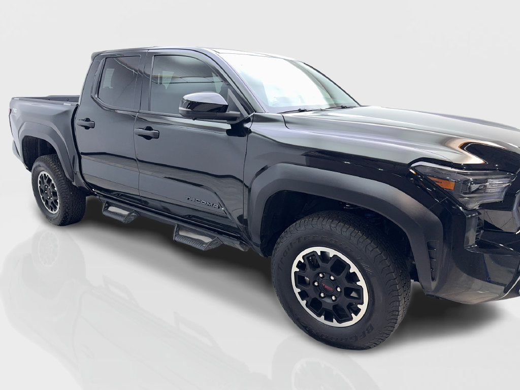 Used 2025 Toyota Tacoma TRD Off-Road w/ TRD Off Road Premium Package AWD/4WD image 14