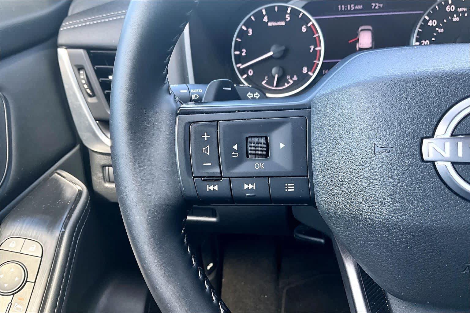 Used 2026 Nissan Rogue SV AWD/4WD image 24