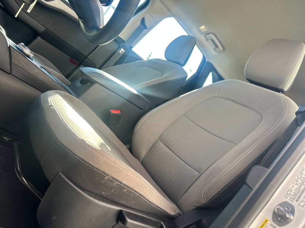 Used 2020 Ford Escape S image 9