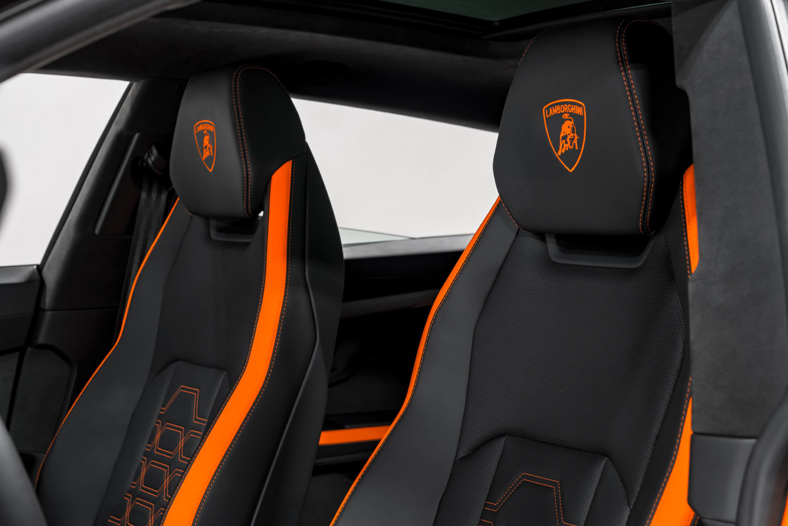 Used 2025 Lamborghini Urus S AWD/4WD image 20